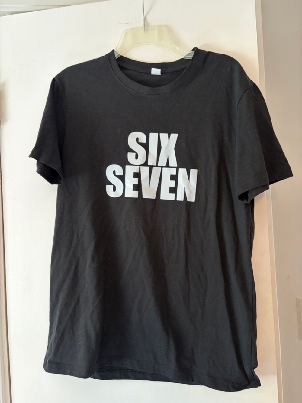 SIX SEVEN Men's Black Graphic Tee